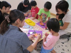 かぼちゃのおばけに 目を描こう！