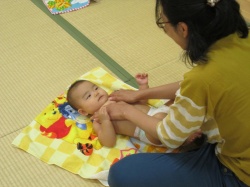 おなかのマッサージは、 便秘や下痢に効果があるそうです。