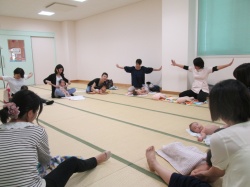 胸を開いて、深呼吸。 気持ちいいね。