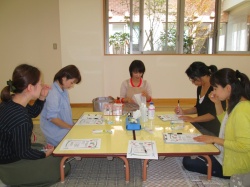 今日は好きなアロマを使って 美肌水を作ります。