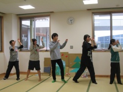 子どもに大人気の 妖怪ウォッチ体操。