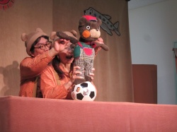  ぼく、サッカーが得意なんだよ。 玉乗りだって、できちゃうよ。