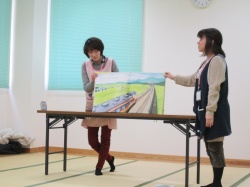 大型絵本 電車に乗ってどこに行こうかな？