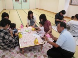 おばあちゃんのお膝だっこが 大好き♡