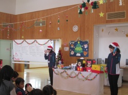 最後にみんなで歌を歌いましょう。