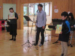 ♪夢わかば 優しい声が響きます。