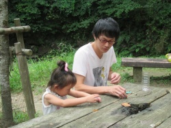 魚を取る仕掛けを作るよ。