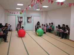 ママと力を合わせて がんばれー！