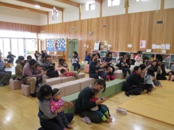 ♪しあわせなら手をたたこう “パンパン”