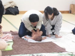 マッサージ始めるよ。