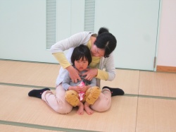 こちょこちょこちょ。 くすぐったいかな？