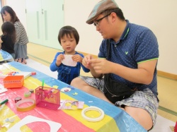 ママ、喜んでくれるといいね。