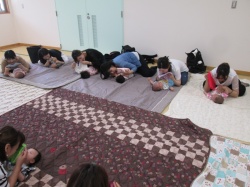 いない　いない　ばぁ！