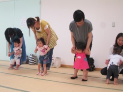 ♪おいっちに、おいっちに ペンギンだ