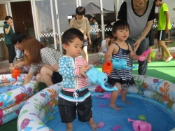 ゾウさんじょうろで、シャー！