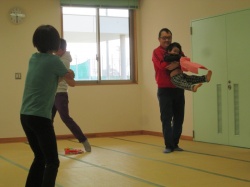 ぶーらん、ぶーらん ブランコだ!!