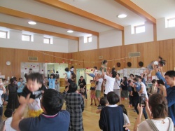 パパやママに、たかいたかい してもらったよ！