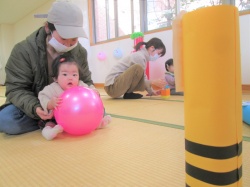 ママと一緒にコロコロするよ～