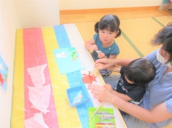 いかさんのお顔、描けたよ！ かめさんもできあがり☆